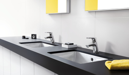Смеситель для раковины hansgrohe Focus E2 70 31730000, хром