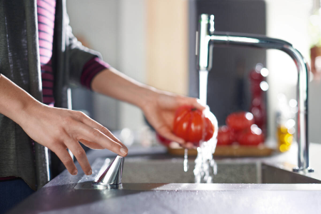 Смеситель для кухонной мойки hansgrohe Metris Select M71 200, на 2 отверстия, с вытяжным изливом 73819000, хром