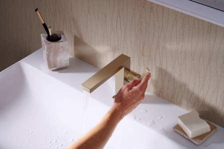 Смеситель для раковины hansgrohe Tecturis E 110 Fine CoolStart, EcoSmart+, 73021140, шлифованная бронза