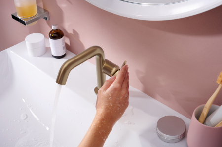 Смеситель для раковины hansgrohe Tecturis S 110 Fine CoolStart, EcoSmart+, с донным клапаном Push-Open, 73320140, шлифованная бронза
