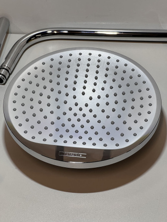 Душевая система hansgrohe Crometta S 240 1 режим с термостатом 27267000/U, хром, уцененный товар
