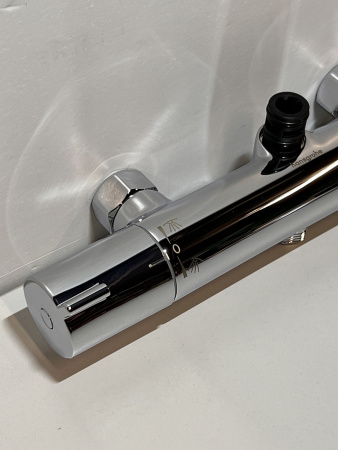 Душевая система hansgrohe Crometta S 240 1 режим с термостатом 27267000/U, хром, уцененный товар