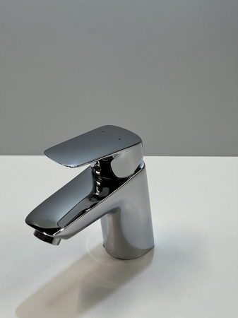 Смеситель для раковины hansgrohe Logis 70 со сливным гарнитуром 71070000/U1, хром, уцененный товар