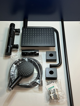 Душевая система hansgrohe Vernis Shape 230 1jet с термостатом 26286670/U, матовый черный, уцененный товар