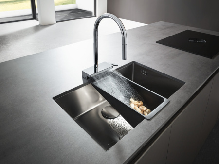Смеситель для кухонной мойки hansgrohe Aquno Select M81 170, с вытяжным душем 3jet, sBox 73831000, хром