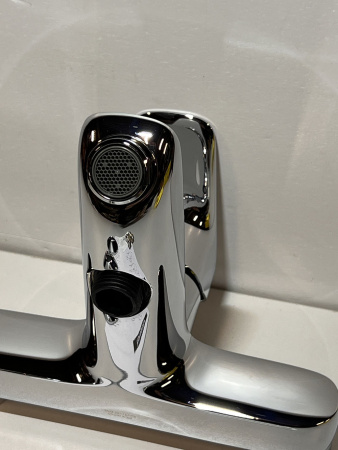 Смеситель для ванны hansgrohe Logis 71400000/U3, хром, уцененный товар