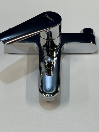 Смеситель для ванны hansgrohe Logis E 71403000/U1, хром, уцененный товар
