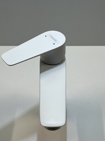 Смеситель для раковины hansgrohe Talis E 110, со сливным гарнитуром 71710700/U1, матовый белый, уцененный товар