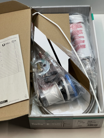 Смеситель для раковины hansgrohe Talis E 110, со сливным гарнитуром 71710700/U1, матовый белый, уцененный товар