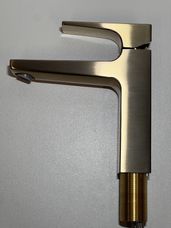 Смеситель для раковины hansgrohe Metropol 110 32507140/U, шлифованная бронза, уцененный товар