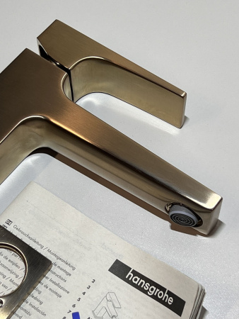 Смеситель для раковины hansgrohe Metropol 110 32507140/U, шлифованная бронза, уцененный товар