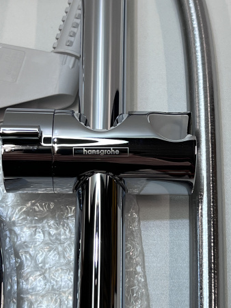 Душевой гарнитур hansgrohe Croma Select E 110 3jet Multi со штангой 90 см 26590400/U, белый/хром, уцененный товар