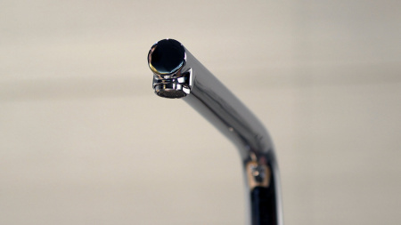 Смеситель для кухонной мойки hansgrohe Metris M71 320 14822800, под сталь