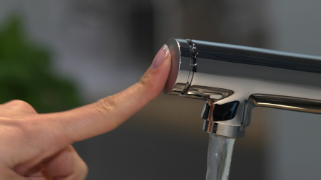 Смеситель для кухонной мойки hansgrohe Metris Select M71 320, с вытяжным изливом 14884800, под сталь