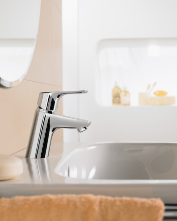 Смеситель для раковины hansgrohe Focus E2 70 31733000, хром