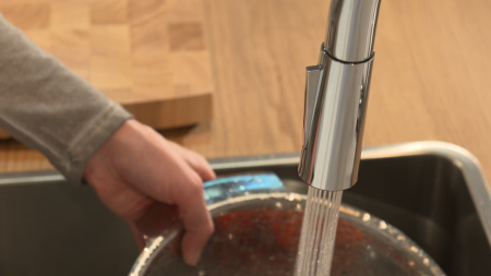 Смеситель для кухонной мойки hansgrohe Talis M51 200, с вытяжным душем 2jet 72813000, хром