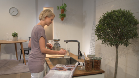 Смеситель для кухонной мойки hansgrohe Talis Select M51 300, с поворотным изливом 72820800, под сталь