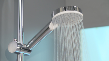 Душевой гарнитур hansgrohe Crometta 100 Vario, 2 режима, со штангой 65 см 26532400, белый/хром