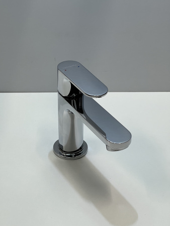 Смеситель для раковины hansgrohe Rebris S 80, со сливным гарнитуром 72510000/U, хром, уцененный товар