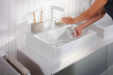 Смеситель для раковины hansgrohe Finoris 230, с вытяжным душем 2jet, со сливным клапаном Push-Open 76063700, матовый белый