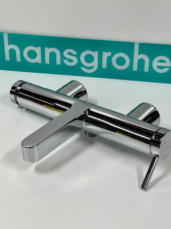 Смеситель для ванны hansgrohe Finoris 76420000/U, хром, уцененный товар