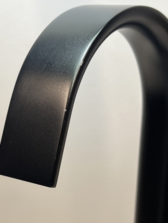 Смеситель для раковины hansgrohe Vivenis 210 с поворотным изливом и сливным гарнитуром, 75030670/U, матовый черный, уцененный товар